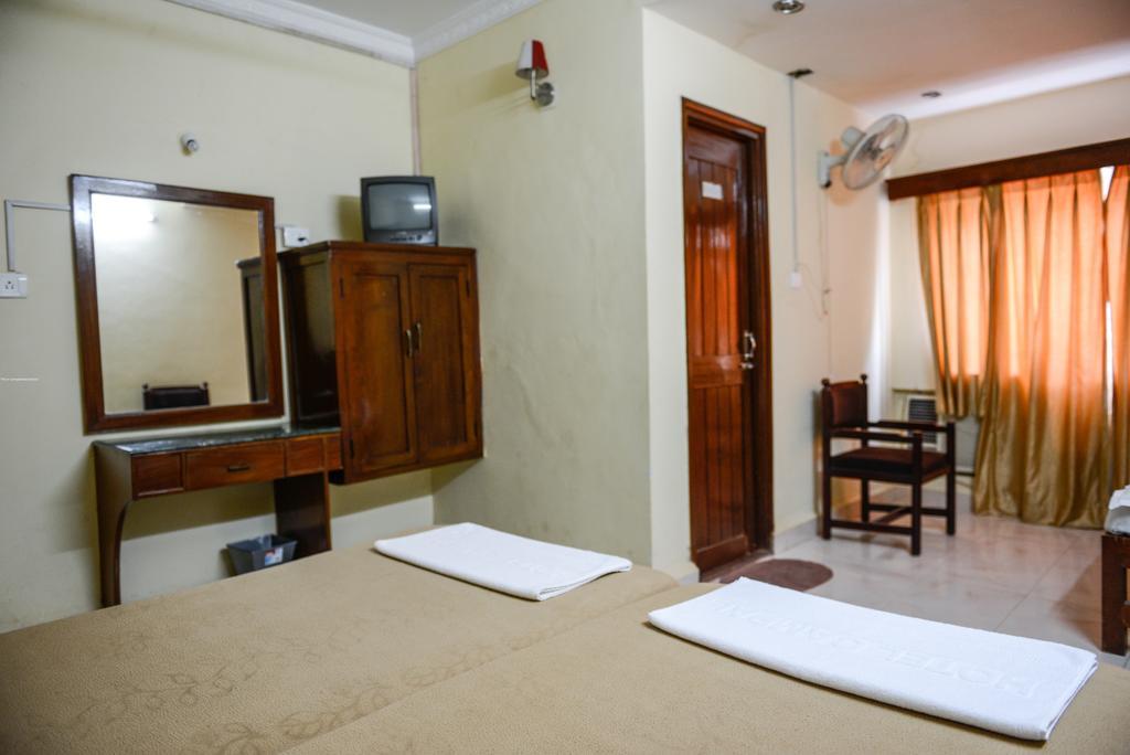 Hotel Campal Панаджі Номер фото